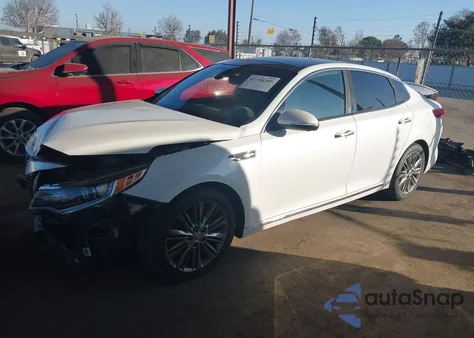 2016 Kia Optima Sxl Turbo z USA, uszkodzony, nr VIN 5XXGV4L2XGG078699
